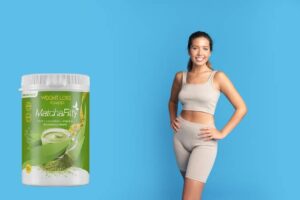 MatchaFitty napój, składniki, jak zażywać, jak to działa, skutki uboczne